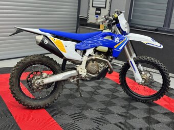 Husqvarna Fe 450 2025 Heritage edice - 4