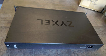 48 (50) port managed Gbit PoE switch Zyxel GS1920-48HPv2 SFP - 4