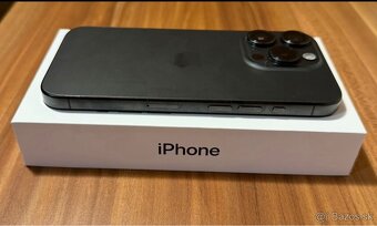 iPhone 15 Pro, Black Titanium 256GB - 4