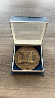 Zbierka medailí a odznakov - 4