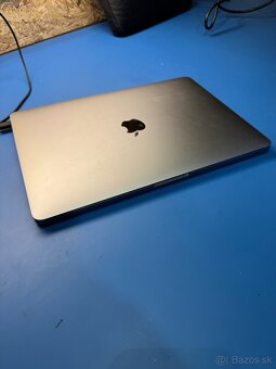 MacBook pro 2017 - 4