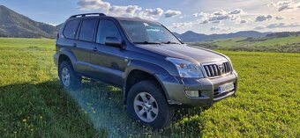 Toyota land cruiser 120 - 4