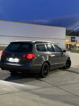 Volkswagen Passat B6 2.0 TDI Common Rail 4x4 - 4