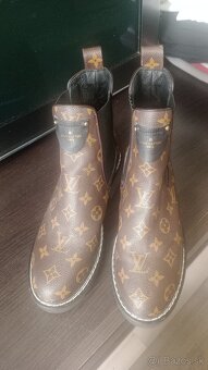 Louis Voitton - 4