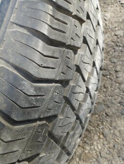 Rezerva na Mitsubishi Pajero 235/75 R 15, rozteč 6x139.7 - 4