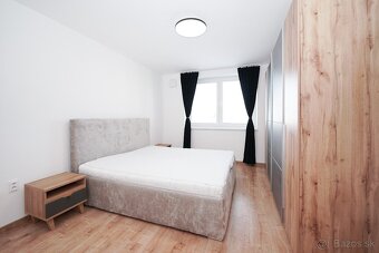 NA PRENÁJOM EXLUZÍVNY NADŠTANDARDNÝ 2 IZB BYT - ŠAMORÍN - 4