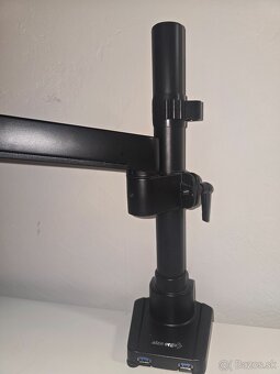 ASUS VG249Q a AlzaErgo Ergoarm S70B - 4