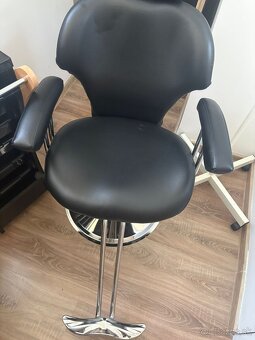 kadernícke kreslo / kozmetická lampa / kadernícky vozík - 4
