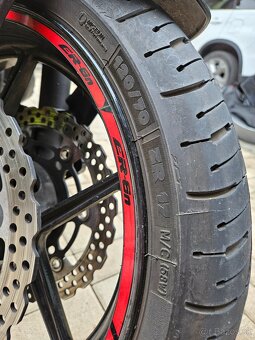 Kawasaki ER6N 650 - 4