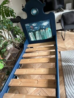 Na predaj….2xstarožitná posteľ 90x200cm,lampa - 4