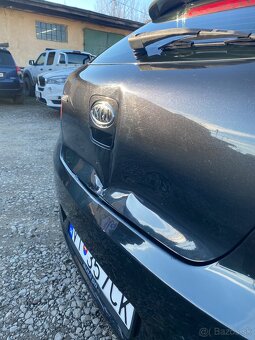 KIA Ceed 1.6 3 dverova - 4