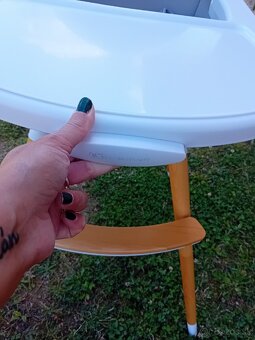 Stolička na kŕmenie - 4