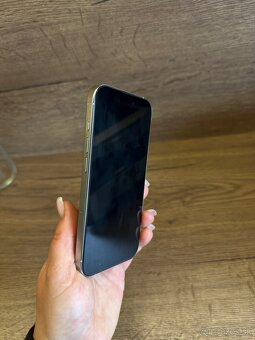 iphone 15 pro 256gb biely top stav - 4