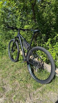 Bicykel CUBE Aim Race black´n´azure - 4