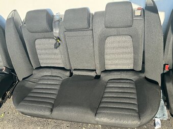 Sedačky Volkswagen Passat b6 - 4