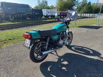 Suzuki  gs750e - 4
