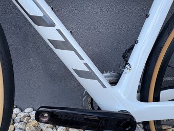 Scott Addict RC 10 pearl white 2021 - 4