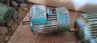 Predam patkovy MEZ Mohelnice 2,2 kw, 2865 ot/min, hriadel 24 - 4