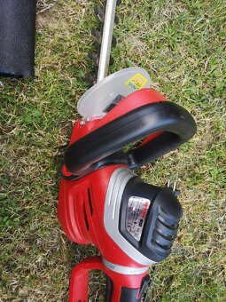 Nožnice na plot Hecht 610, motor funkcny, poskodeny noz - 4