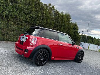 Mini Cooper 2.0 D Bi-xenón, 82kW, A6 - 4