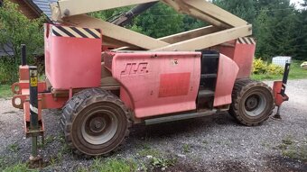 Dieselová nožnicová plošina JLG 4394RT 15m - 4