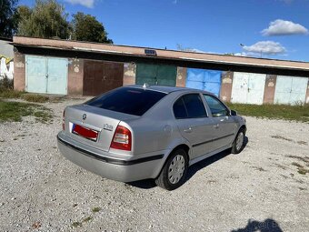 Škoda Octavia 1.6 75KW Facelift - 4