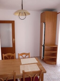 Prenájom 2 izbový byt, balkón Kvačalova ul. Ružinov - 4