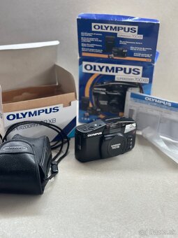 Olympus Superzoom 700XB - 4