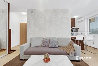 RADO | Na prenájom šikovný 1 - izbový byt s veľkou terasou - 4