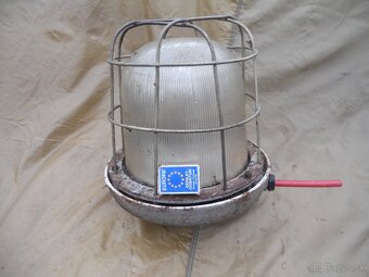 velke historicke  EL svitetidlo - 4