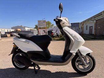 2012 PIAGGIO 125 FLY, - 4