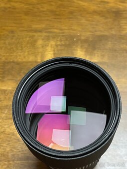 Nikon AF Nikkor 180mm f/2.8 D - 4