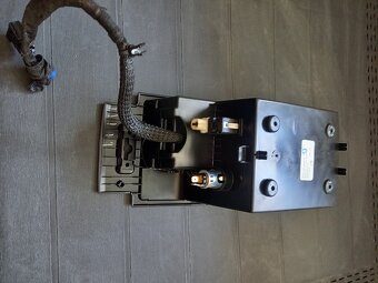 BMW X3 F25 odkladací kastlík - 4