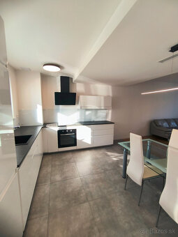 Iba u nás 2i BEZRUČOVA RESIDENCE,balkón,loggia,garáž.státie - 4