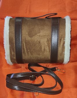 hnedá krásna dámska kabelka - 4