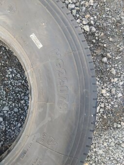 Pneumatiky 315/80R22,5 - 4