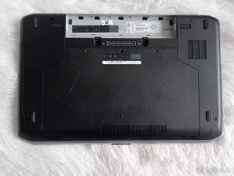 rozpredám funkčný notebook Dell latitude e5530 - 4