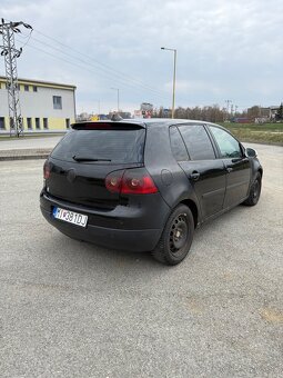 Predám VW Golf 5 1.9tdi - 4