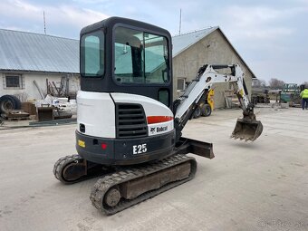 Minibager bobcat e25 - 4