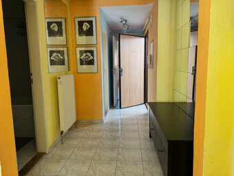 PRENÁJOM 110m2 BYTU V CENTRE BRATISLAVY – GROSSLINGOVA - 4