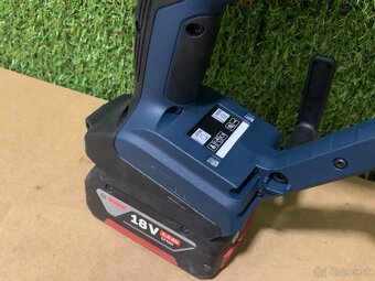 Bosch Professional GNH 18V-50 M akumulátorová klincovačka - 4