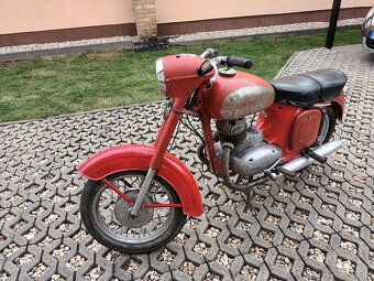 Jawa 250 - 4