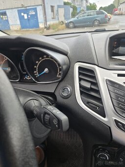 Ford Fiesta - 4