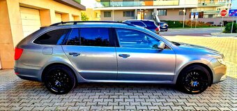 Škoda Superb 2.0 Tdi 125Kw CR Rv 2013 ELEGANCE MAX.PLUS - 4