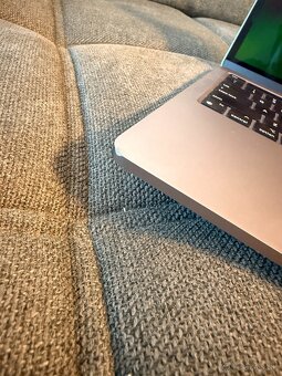 Apple Macbook Pro 2022 M2 13” / 16GB / 512 GB SSD - 4