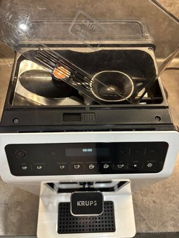 Predám plnoautomatický kávovar Krups - 4