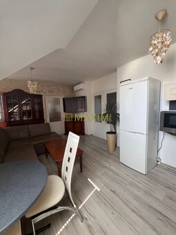 Moderný 2 izbový byt na Južnej ulici, klimatizácia, stačí sa - 4