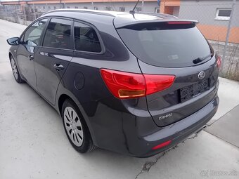 Kia Ceed - 4