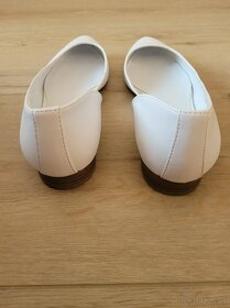 Predám dámske biele topánky (veľkosť 38/39) - 4
