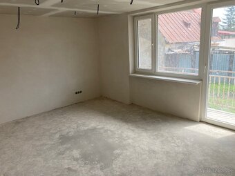 Luxusný 3 izb.apartmán 100 m2 v rod.dome so záhradou 500 m2 - 4